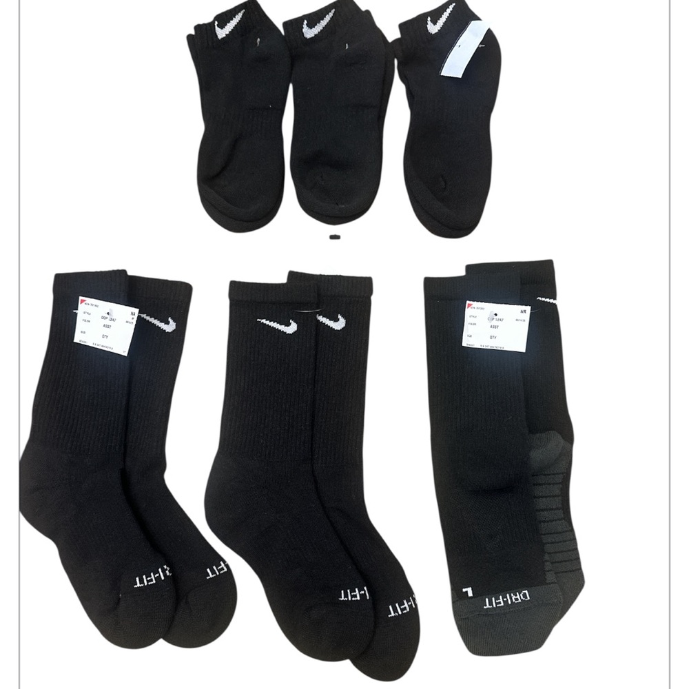 NIKE 6 pair socks